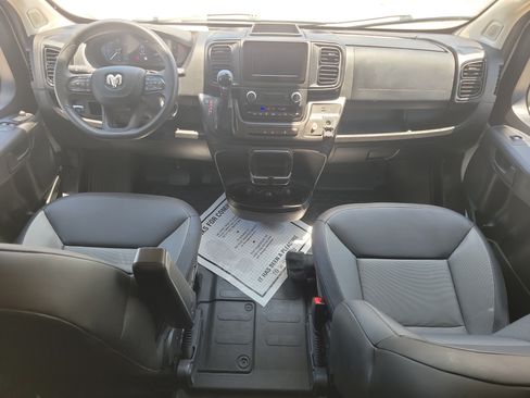 Used 2025 RAM ProMaster 2500 w/ Convenience Group FWD image 10