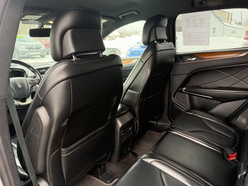 Used 2018 Lincoln MKC Select w/ Select Plus Package image 21