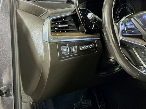 Used 2019 Cadillac XT5 Platinum AWD/4WD image 8