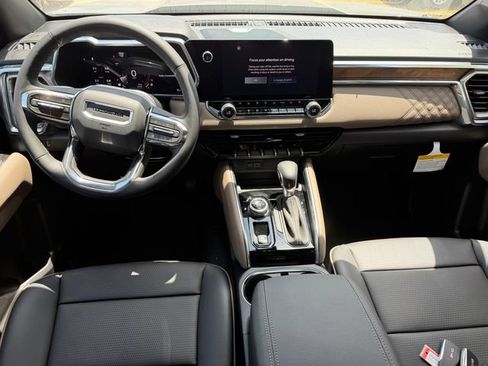 New 2026 GMC Canyon Denali AWD/4WD image 10