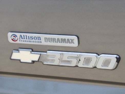 Used 2006 Chevrolet Silverado 3500 LT w/ Heavy-Duty Power Package RWD image 48