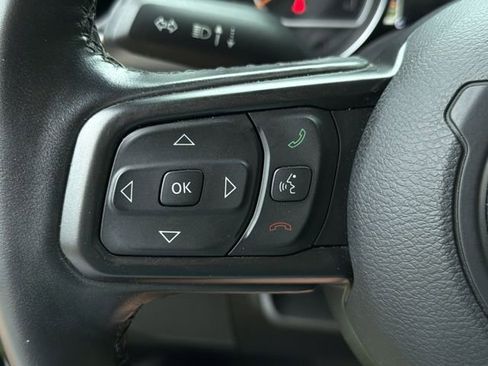 Used 2022 Jeep Gladiator Sport AWD/4WD image 28