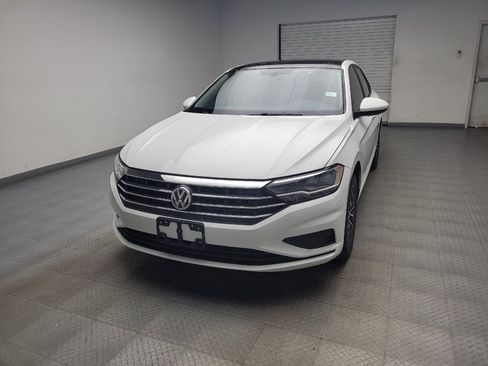 Used 2020 Volkswagen Jetta SE w/ SE Cold Weather Package FWD image 15