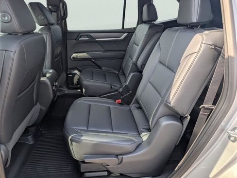 New 2026 GMC Acadia Elevation w/ Black Edition FWD image 10
