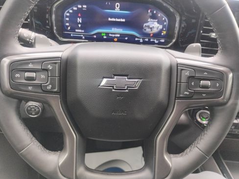 Used 2023 Chevrolet Silverado 1500 ZR2 AWD/4WD image 10