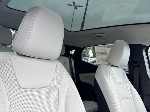 New 2025 Ford Mustang Mach-E Premium image 16