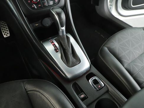 Used 2019 Buick Cascada Sport Touring FWD image 13
