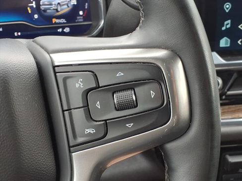 Used 2025 Chevrolet Silverado 1500 LT image 22