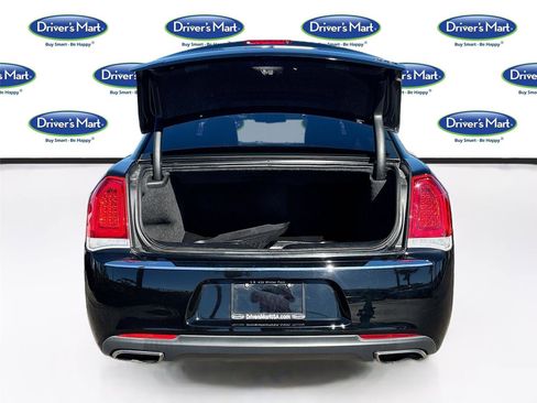 Used 2020 Chrysler 300 Limited image 29