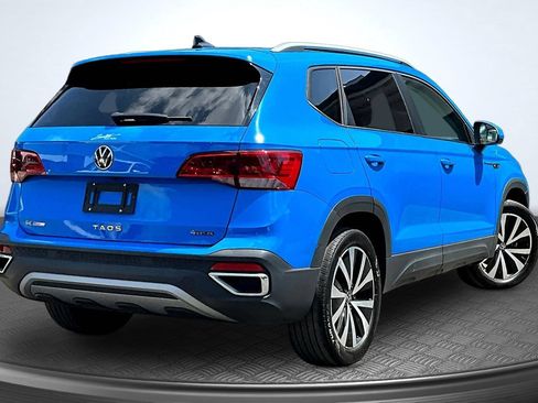 Used 2022 Volkswagen Taos SE AWD/4WD image 6