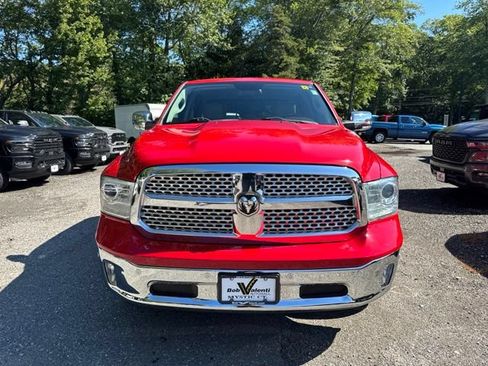 Used 2016 RAM 1500 Laramie w/ Convenience Group AWD/4WD image 3