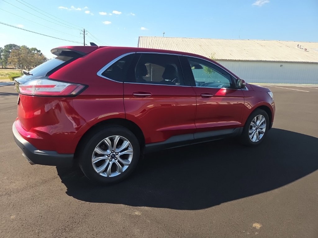 Used 2021 Ford Edge Titanium w/ Equipment Group 301A FWD image 13