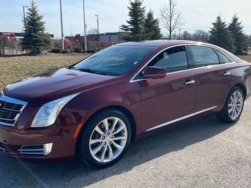 Used 2016 Cadillac XTS Luxury w/ Driver Awareness Package image 2