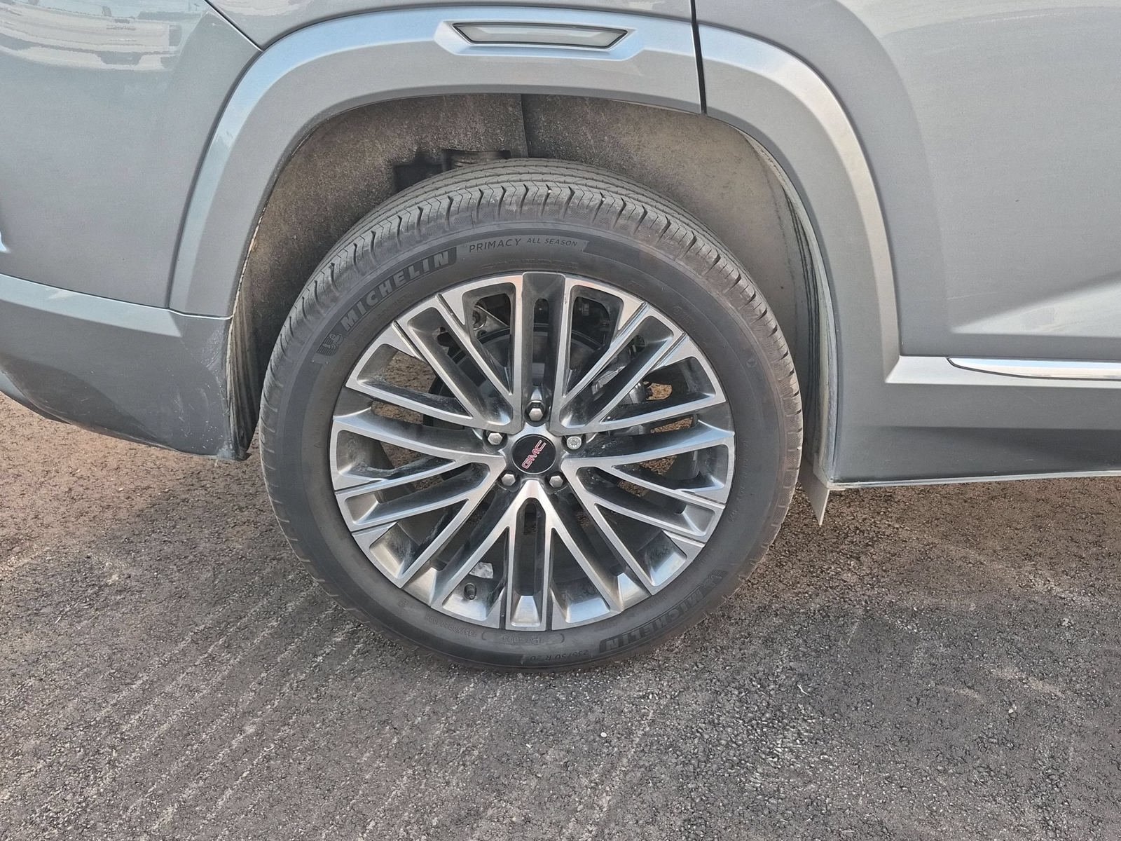 Used 2026 GMC Terrain Denali AWD/4WD image 32