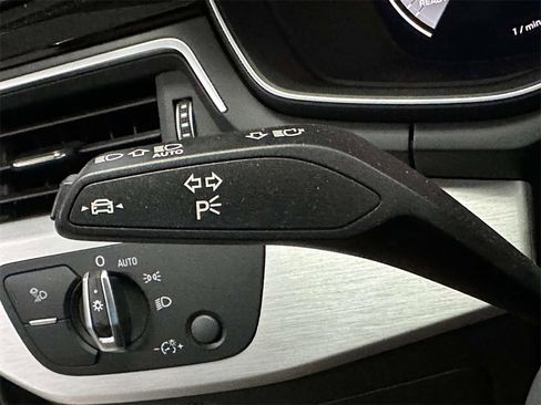 Used 2023 Audi A4 2.0T Premium Plus w/ Premium Plus Package image 32