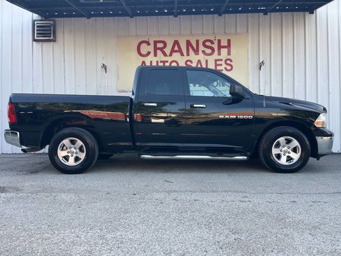 Used 2012 RAM 1500 Classic SLT image 2