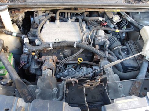 Used 2006 Chevrolet Uplander LS image 17