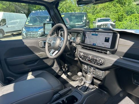 New 2025 Jeep Wrangler Sahara image 49