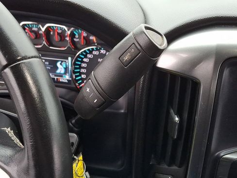 Used 2018 Chevrolet Silverado 1500 LT w/ All Star Edition image 15