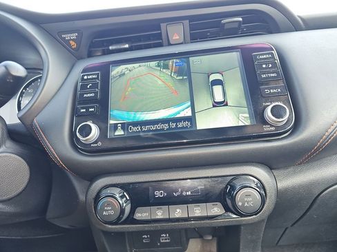 Used 2023 Nissan Kicks SR image 35