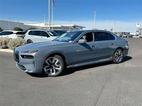 Certified 2024 BMW i7 xDrive60 image 2