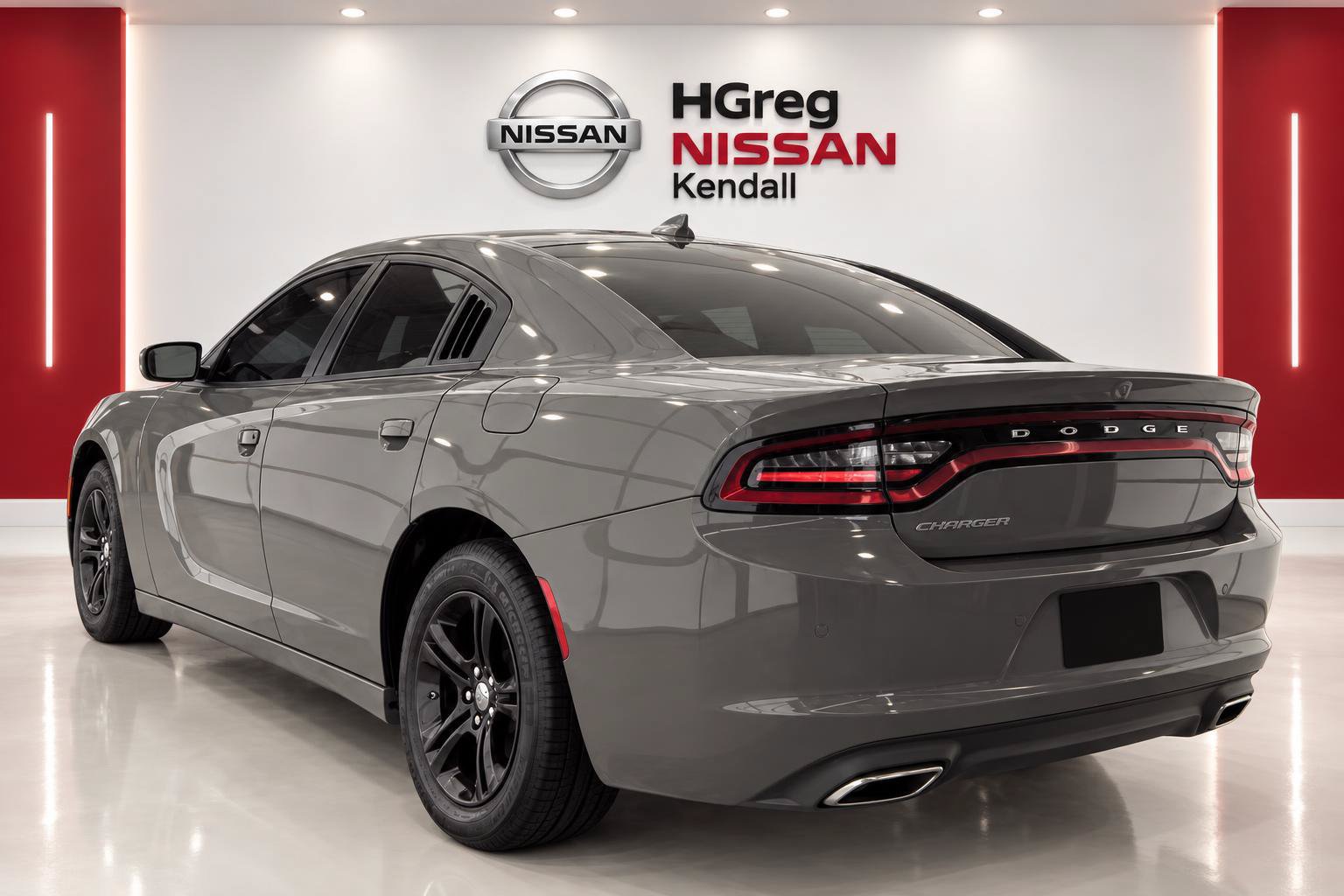 Used 2023 Dodge Charger SXT w/ Cold Weather Package RWD image 2