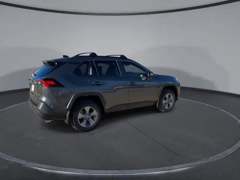 Used 2025 Toyota RAV4 XLE w/ Convenience Package image 8
