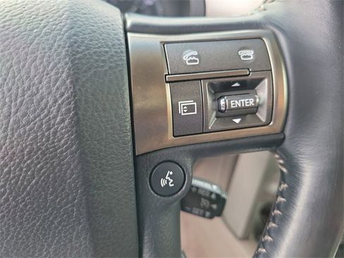 Used 2015 Lexus GX 460 image 25