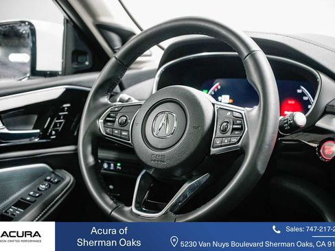 Used 2025 Acura MDX SH-AWD w/ Technology Package image 39