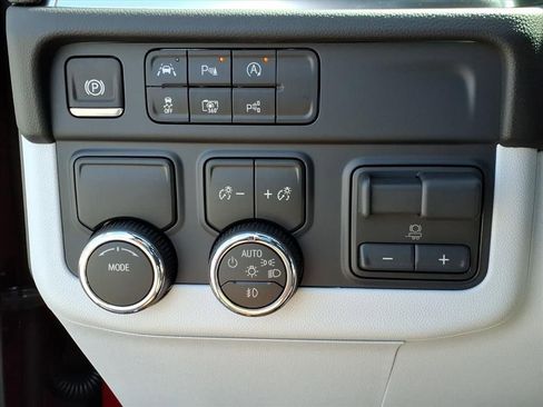 New 2026 Chevrolet Tahoe Premier w/ Sun And Tow Package image 13