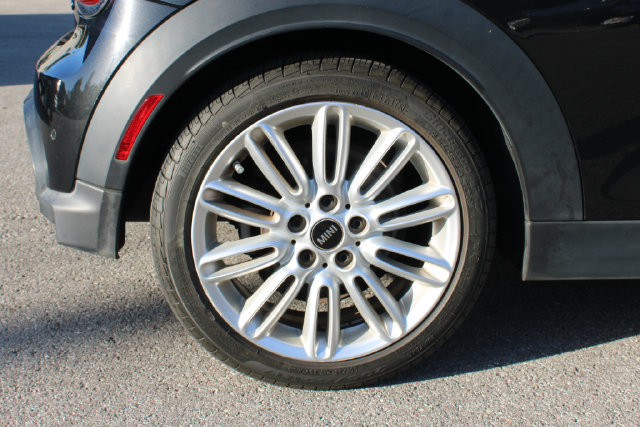 Used 2024 MINI Cooper S FWD image 31