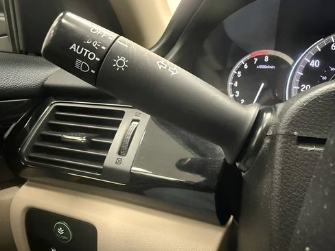 Used 2017 Honda Accord LX image 25