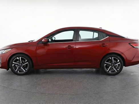Used 2025 Nissan Sentra SV FWD image 5