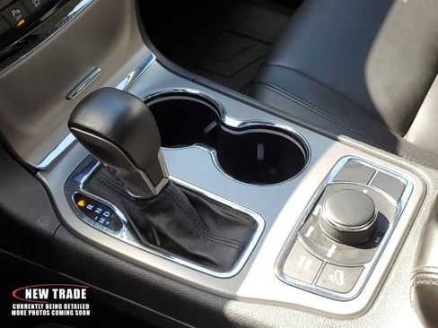 Used 2020 Jeep Grand Cherokee Limited AWD/4WD image 37