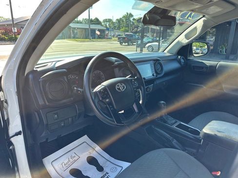 Used 2021 Toyota Tacoma SR image 18