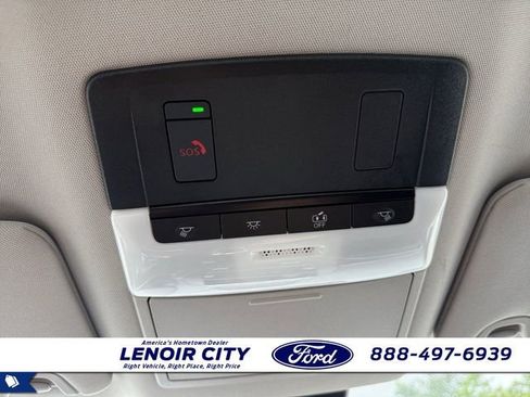 Used 2025 Nissan Altima 2.5 SV FWD image 16