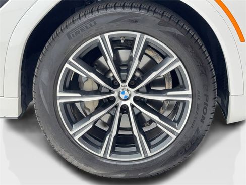 Used 2023 BMW X6 xDrive40i image 55