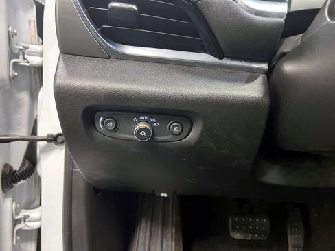 Used 2019 Chevrolet Traverse LT w/ LT Premium Package AWD/4WD image 20