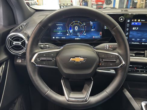 Used 2025 Chevrolet Equinox LT w/ Convenience Package II AWD/4WD image 23