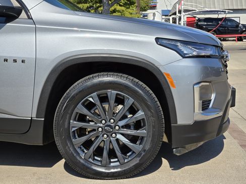 Used 2023 Chevrolet Traverse RS image 10