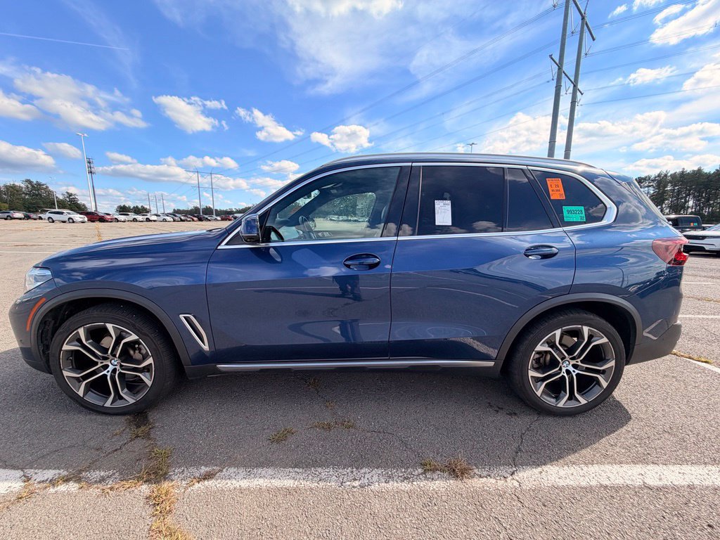Used 2022 BMW X5 sDrive40i w/ Premium Package RWD image 5
