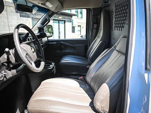 Used 2024 Chevrolet Express 2500 Extended w/ Driver Convenience Package RWD image 6