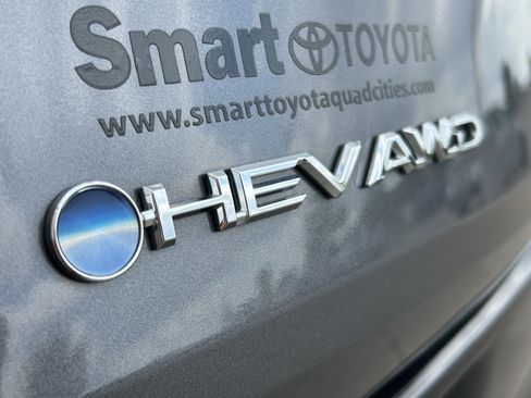 Certified 2025 Toyota Sienna Platinum AWD/4WD image 10
