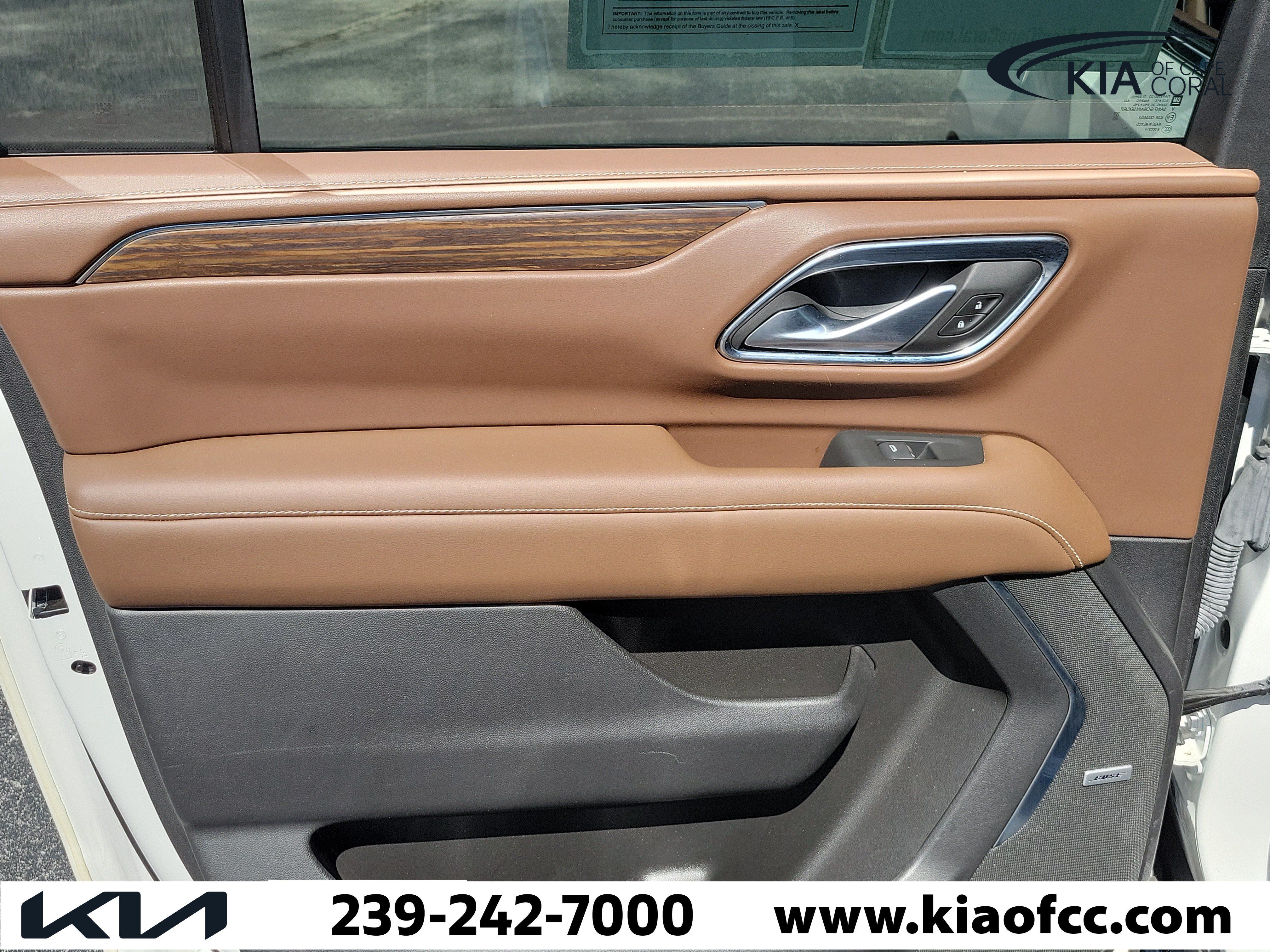 Used 2022 Chevrolet Suburban High Country RWD image 16