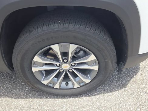 Certified 2026 Chevrolet Equinox LT FWD image 14