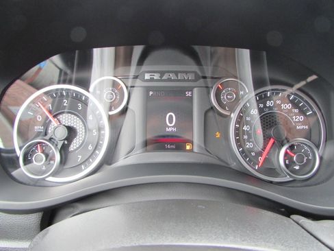 New 2026 RAM 2500 Tradesman image 25