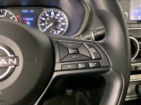 Used 2025 Nissan Sentra S FWD image 19