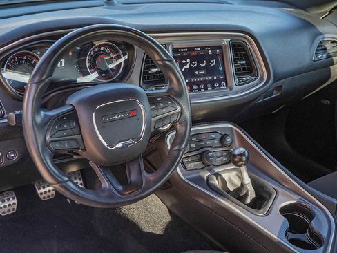 Used 2019 Dodge Challenger R/T Scat Pack image 9