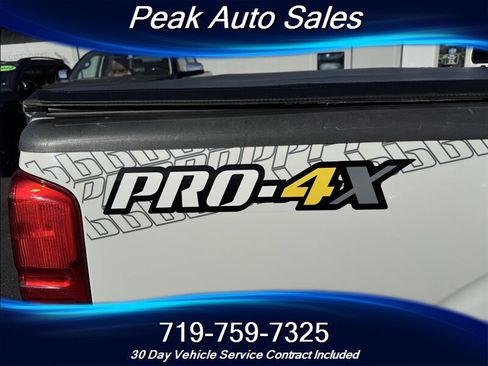 Used 2018 Nissan Frontier PRO-4X image 9