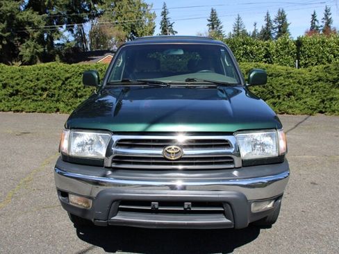 Used 2000 Toyota 4Runner SR5 image 10